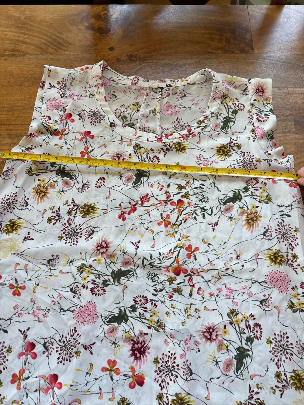 Pleione Floral Sleeveless Blouse Size Small - Picture 8 of 10